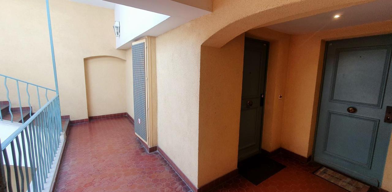 Loft 80M2 En Plein Coeur De La Vieille Ville 3 Etoiles Тулон Екстериор снимка