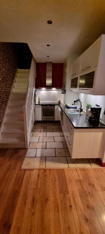 Loft 80M2 En Plein Coeur De La Vieille Ville 3 Etoiles Тулон Екстериор снимка
